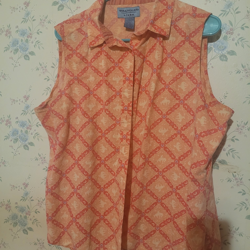 Wrangler Women's Orange Patterned Button Down Shirt